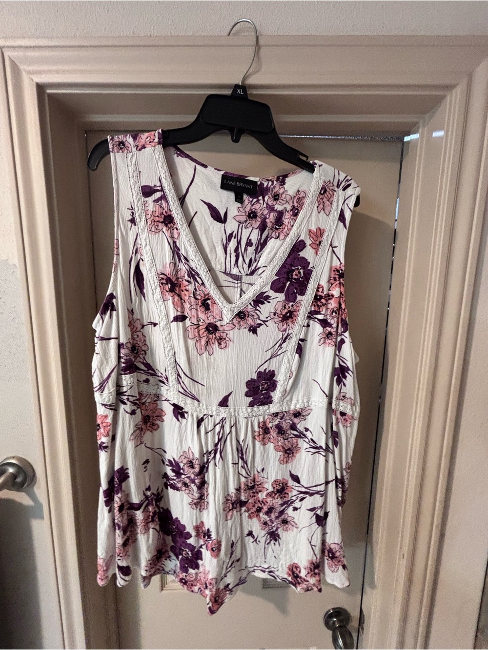 Lane Bryant White Floral V-Neck Lace-Trim Top